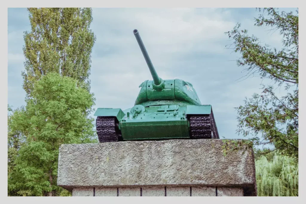 Танк в парке Суража. Фото: Серафим Миронов