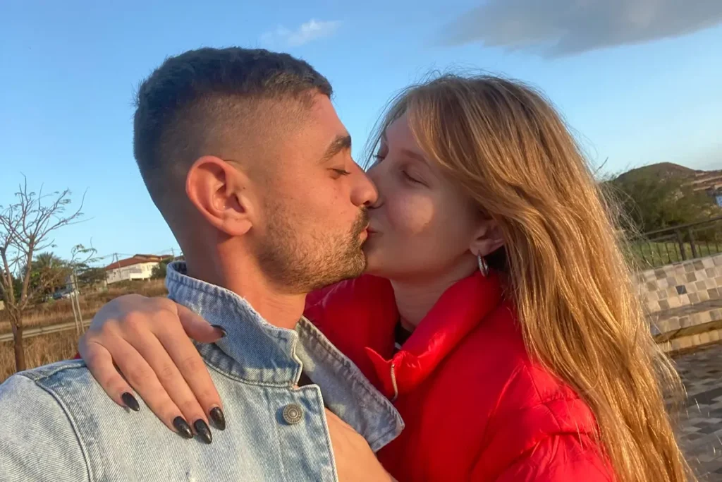 Даниэль Гольтман со своей девушкой Даниэлой Петренко. Фото: из личного архива.