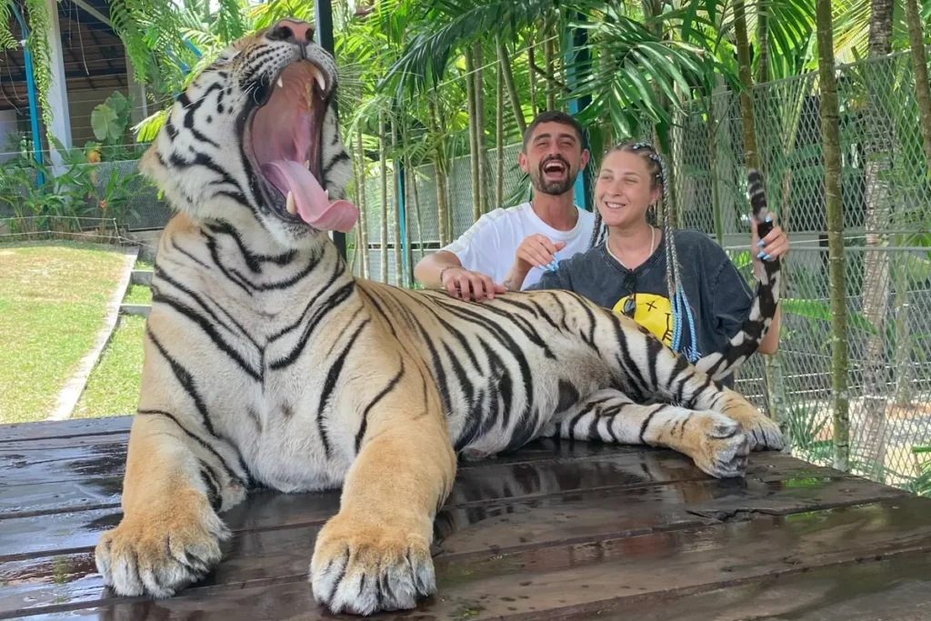 Даниэль Гольтман со своей девушкой Даниэлой Петренко. Фото: из личного архива.