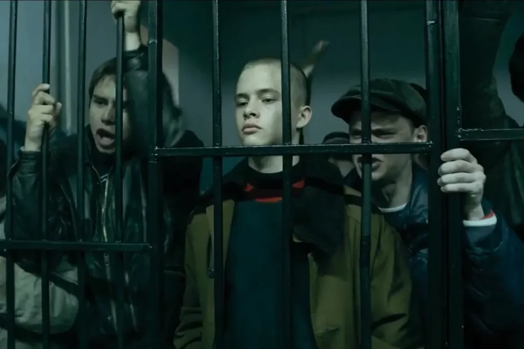 Скриншот из официального трейлера к сериалу «Слово пацана». Источник: Youtube-канал платформы Start.