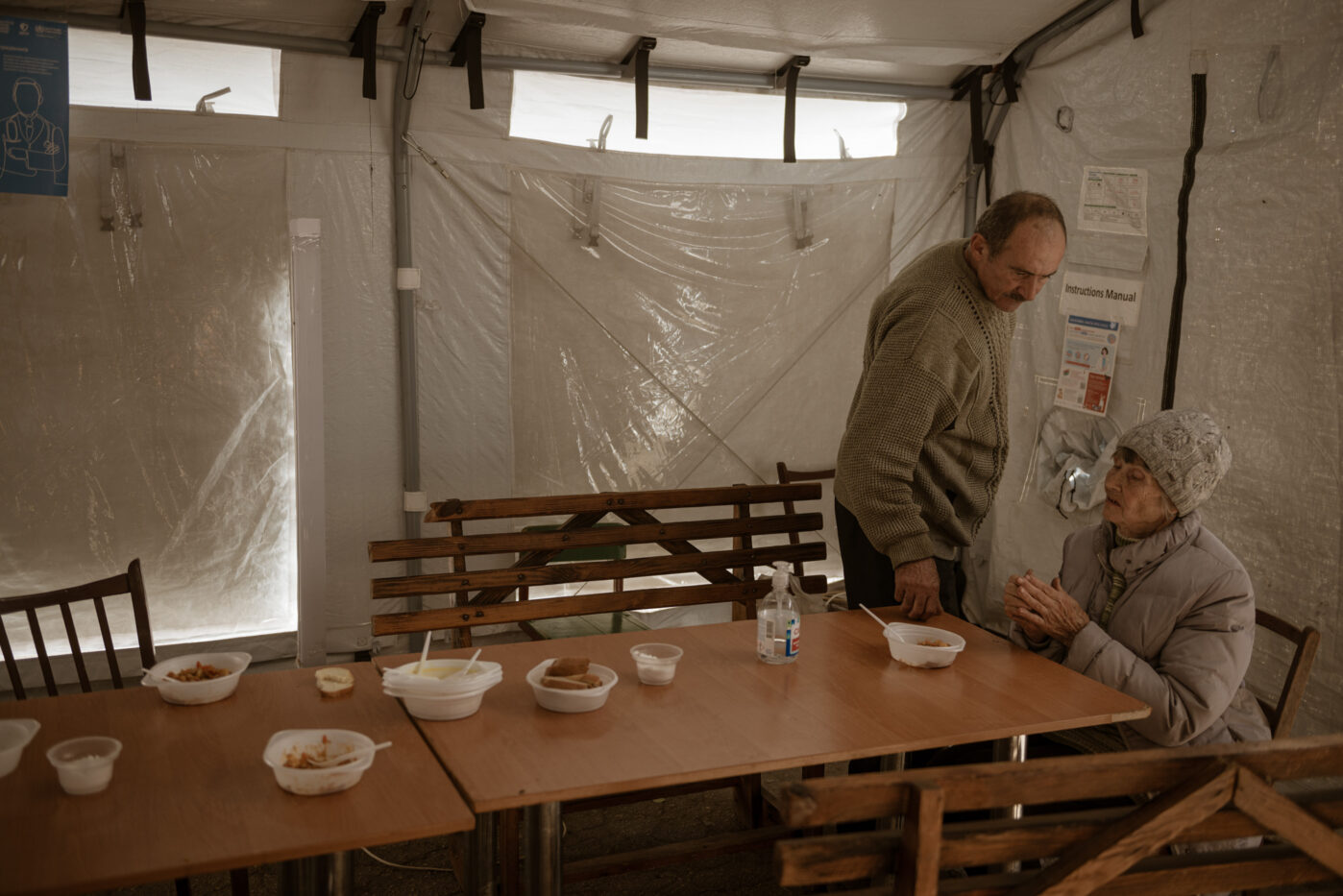 Эвакуированные мирные жители в&nbsp;селе Андреевка