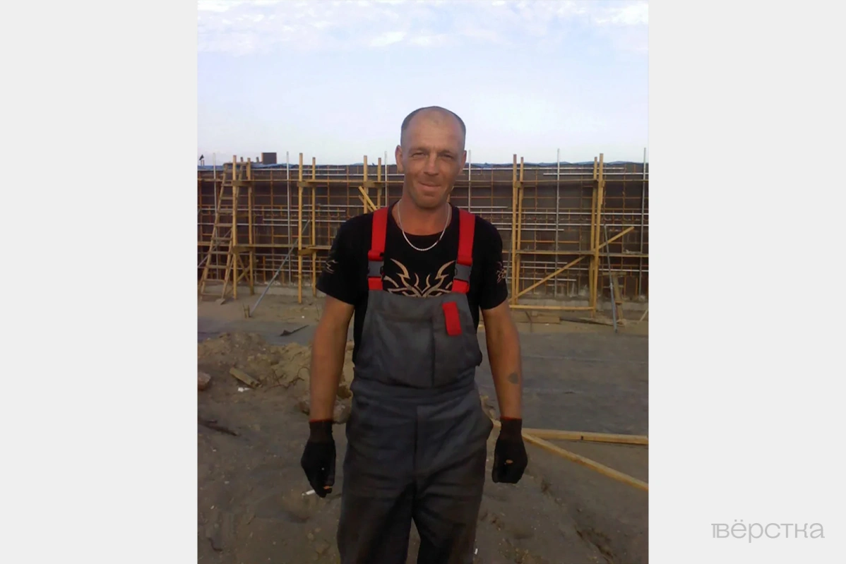 Виктор Романов во время семейного застолья «от души» побил брата, от чего тот скончался