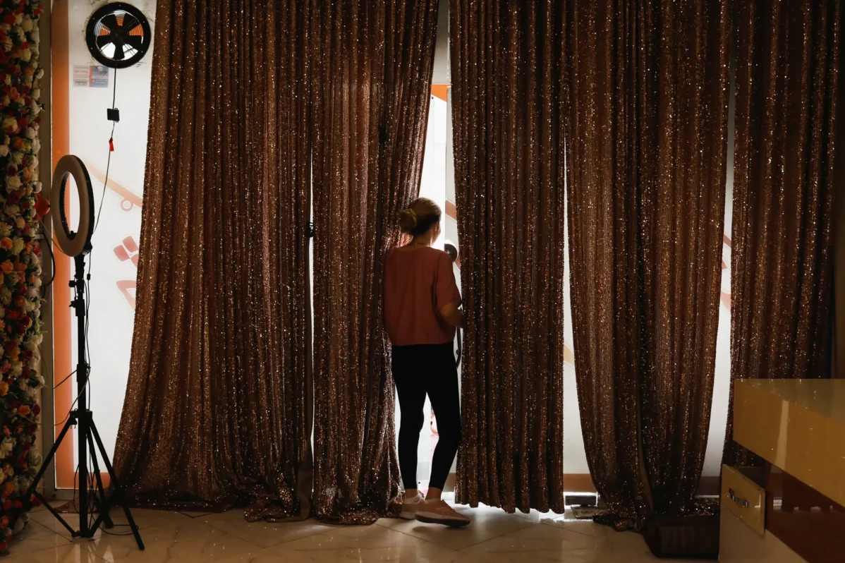 Салон красоты в&nbsp;Кабуле, Афганистан