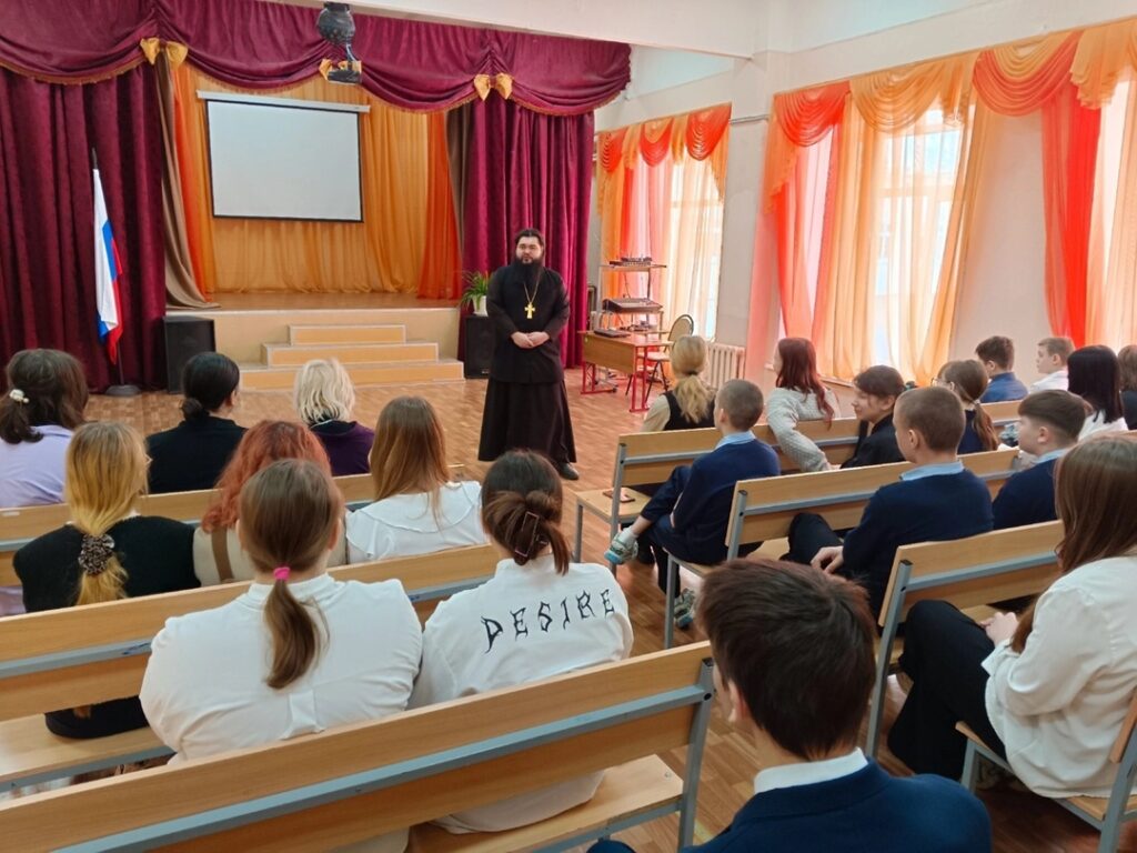 Школьникам, чиновникам и&nbsp;силовикам начали читать лекции об&nbsp;опасности родноверия — славянского неоязычества