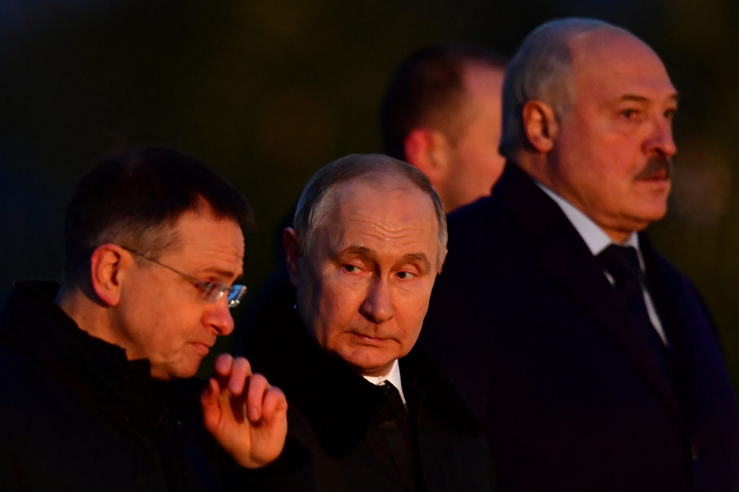 Владимир Мединский написал учебники «История России» (10-й класс), «Всемирная история» (10-й класс), «История России» (11-й класс) и&nbsp;«Всемирная история» (11-й класс), цикл книг о&nbsp;Петре I и&nbsp;другие книги