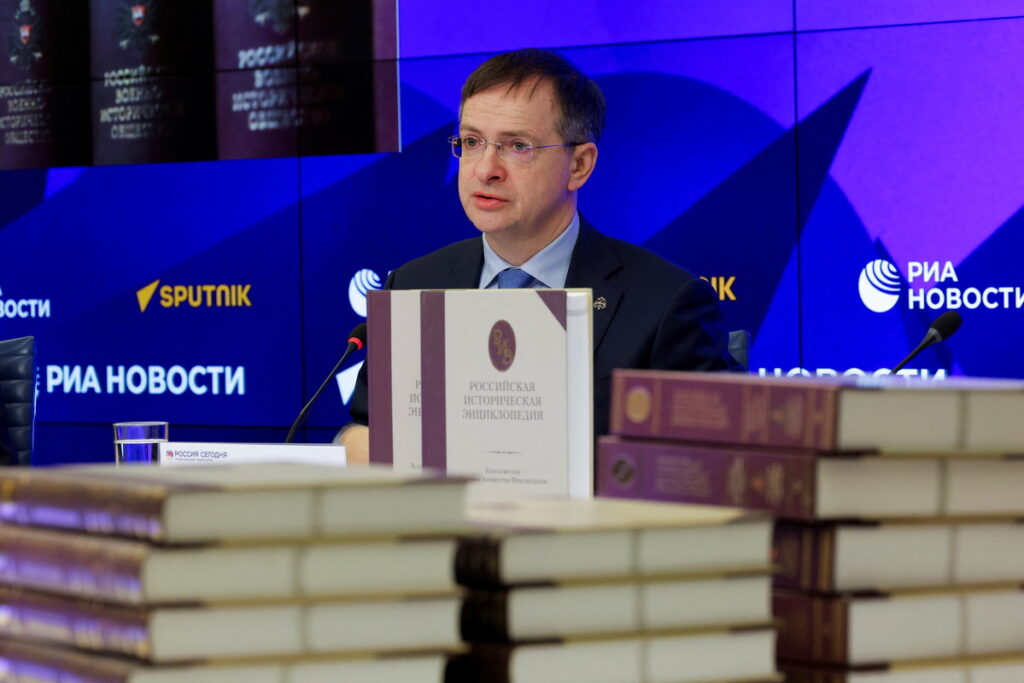 Ещё на посту министра культуры Владимир Мединский возглавил основанное Путиным Российское военно-историческое общество