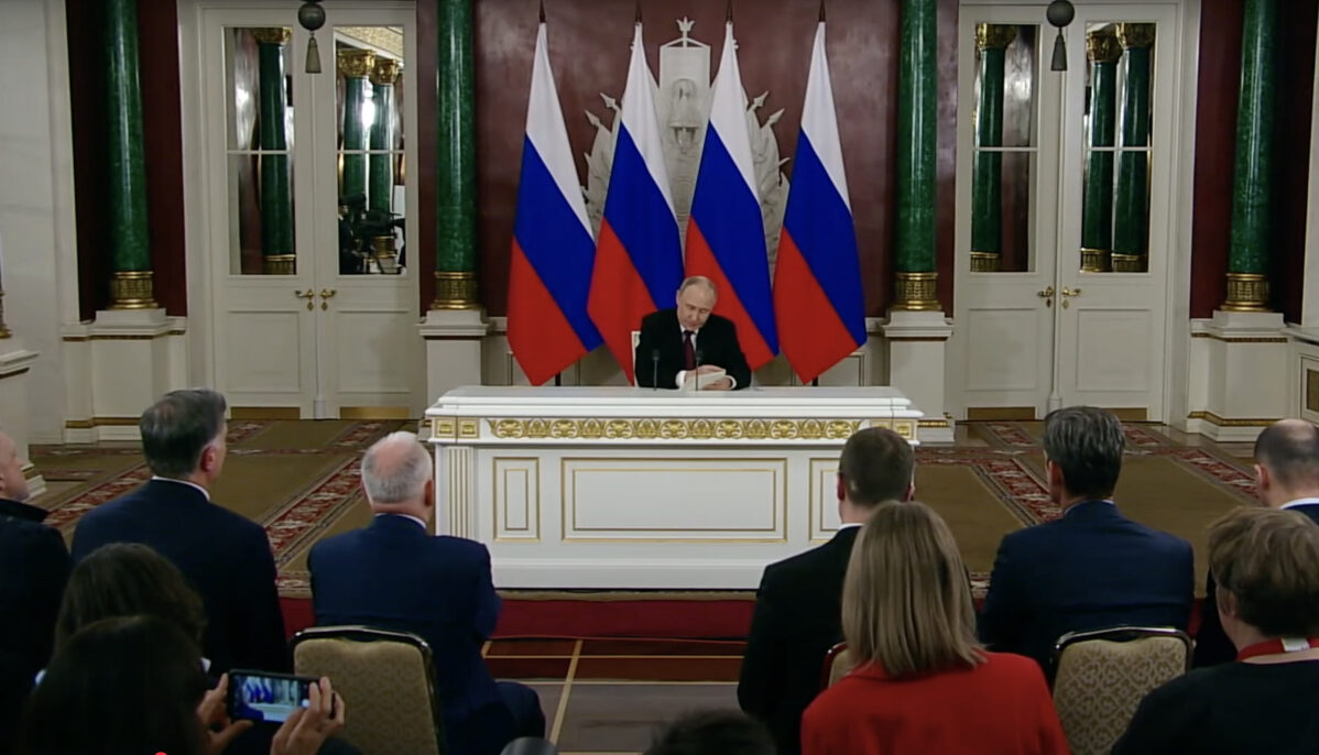 Пресс-конференция Владимира Путина, на&nbsp;которой он&nbsp;объявил о&nbsp;согласии возобновить переговоры в&nbsp;Стамбуле