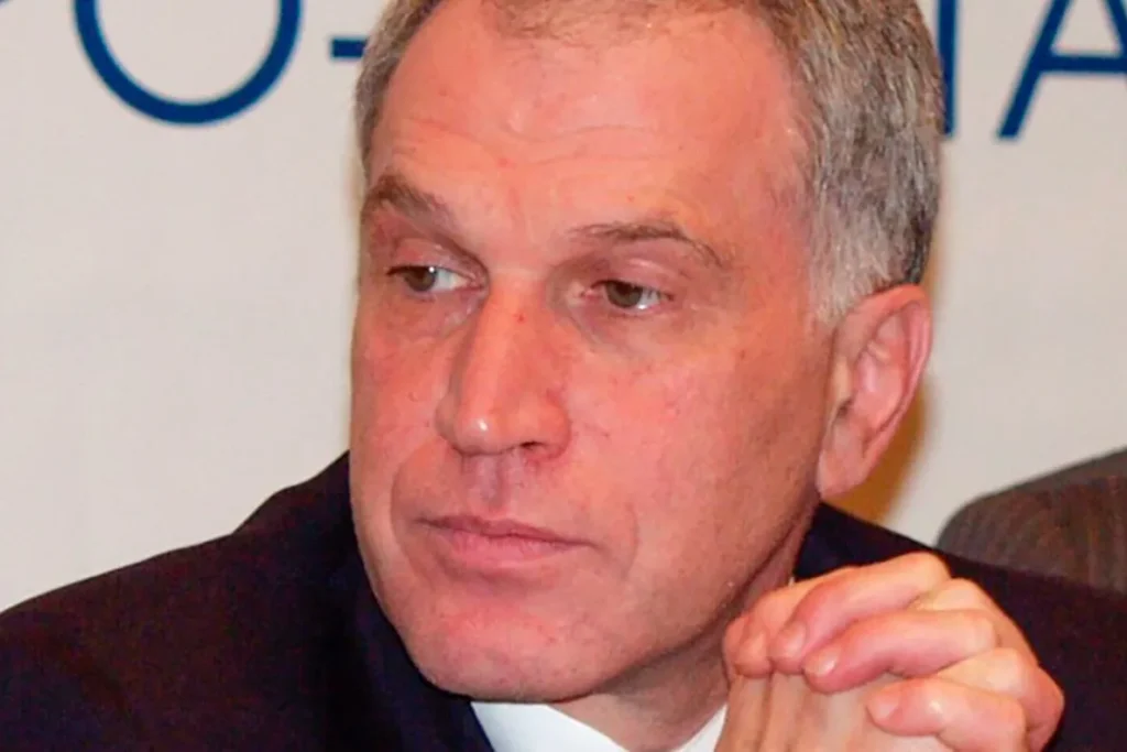 Юрий Ковальчук