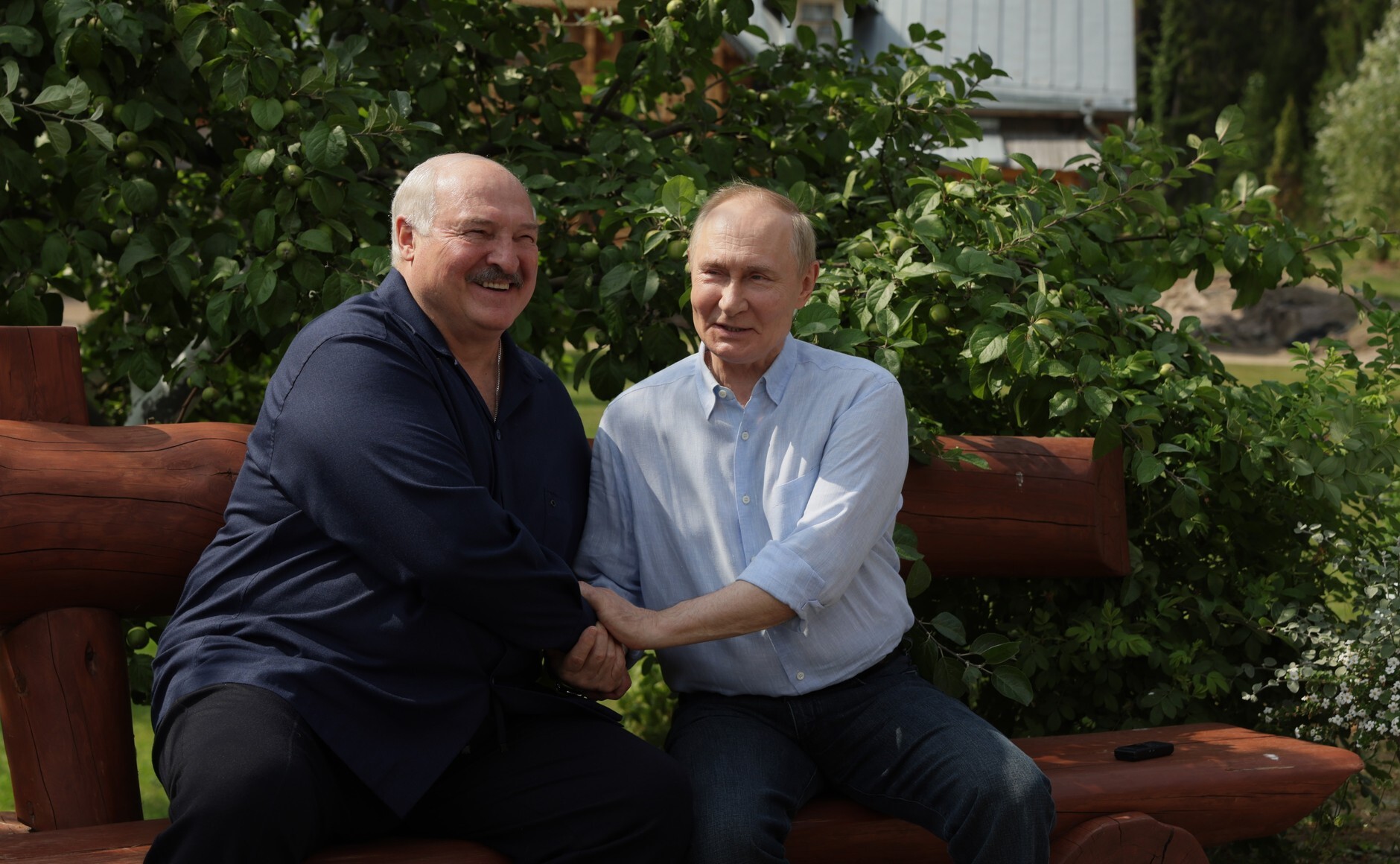 Путин на встрече с Лукашенко назвал неизменными цели СВО