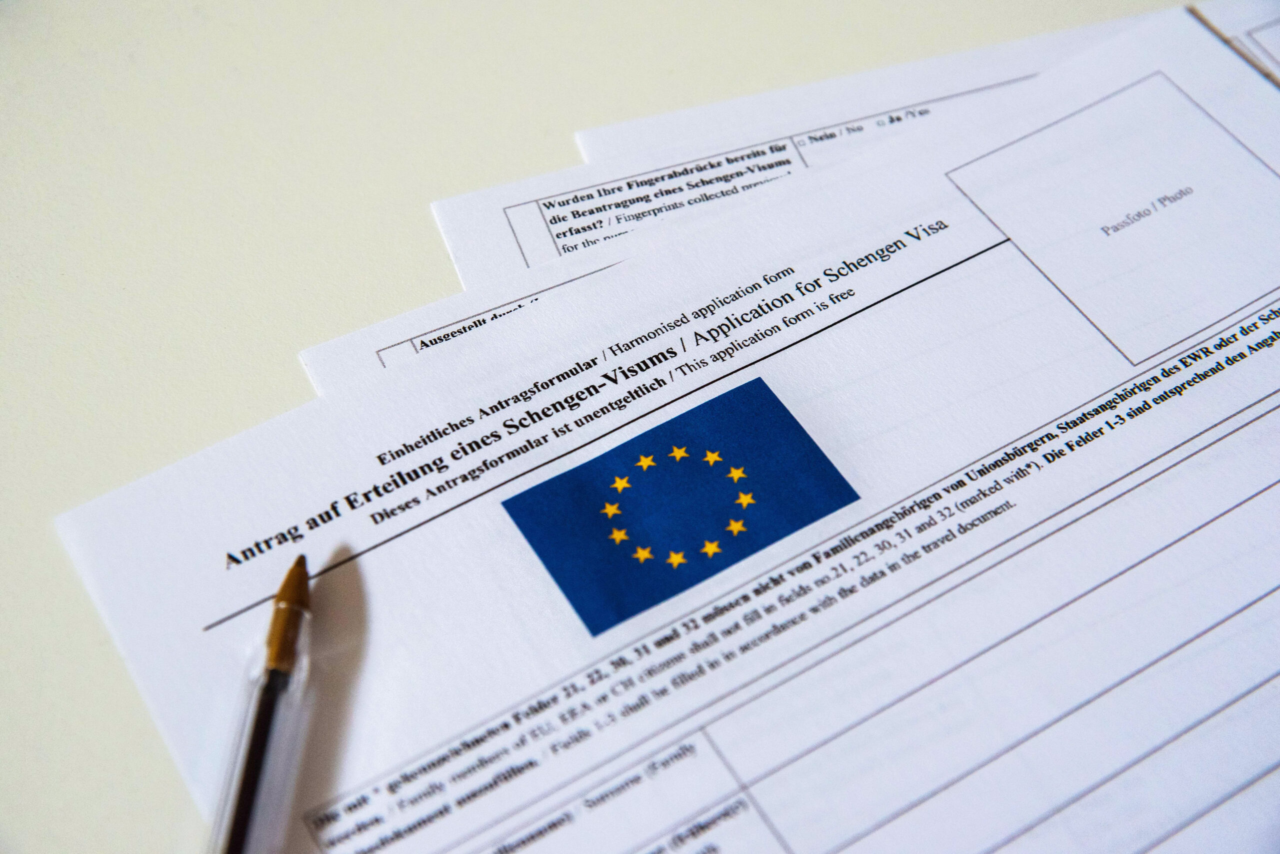 Евросоюз обсуждает полный запрет на въезд российских туристов в рамках 19-го пакета санкций