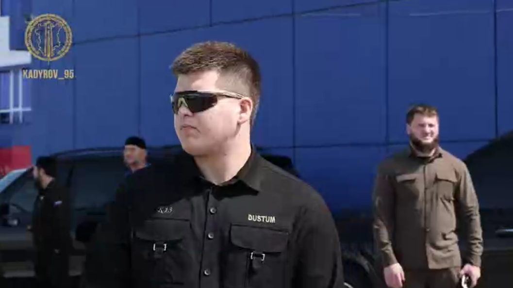 17-летний сын Рамзана Кадырова будет контролировать уплату налога на имущество в Чечне