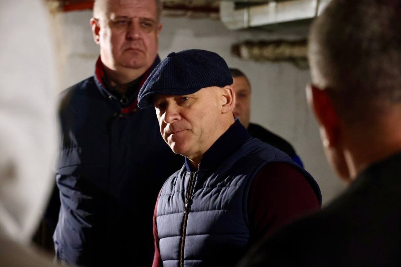 The Insider: опубликованная СБУ копия загранпаспорта РФ бывшего мэра Одессы — подделка