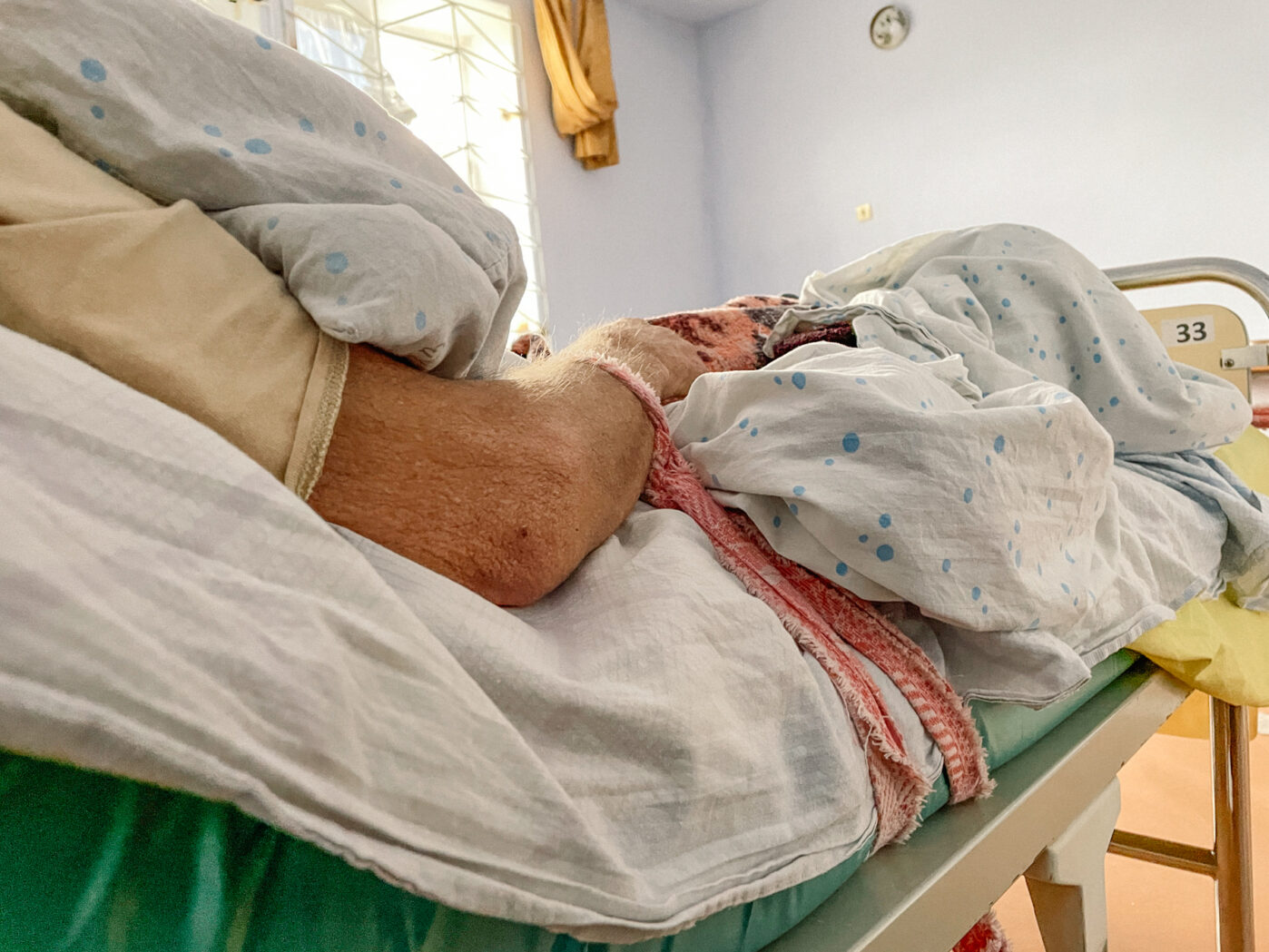 Районная больница в&nbsp;Каланчаке&nbsp;— одно из&nbsp;немногих учреждений, которое работает в&nbsp;оккупации. Школы и&nbsp;предприятия&nbsp;— закрываются