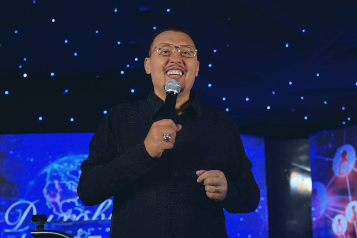 Владимир Мунтян в 2012 году основал свою религиозную организацию харизматического типа — «Духовный центр „Возрождение“»